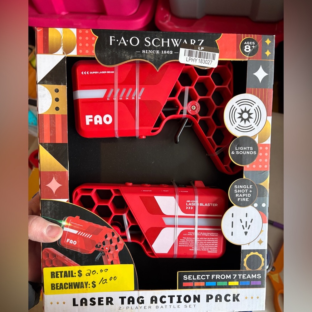 Nwt FAO Schwarz Red Laser Blaster Set